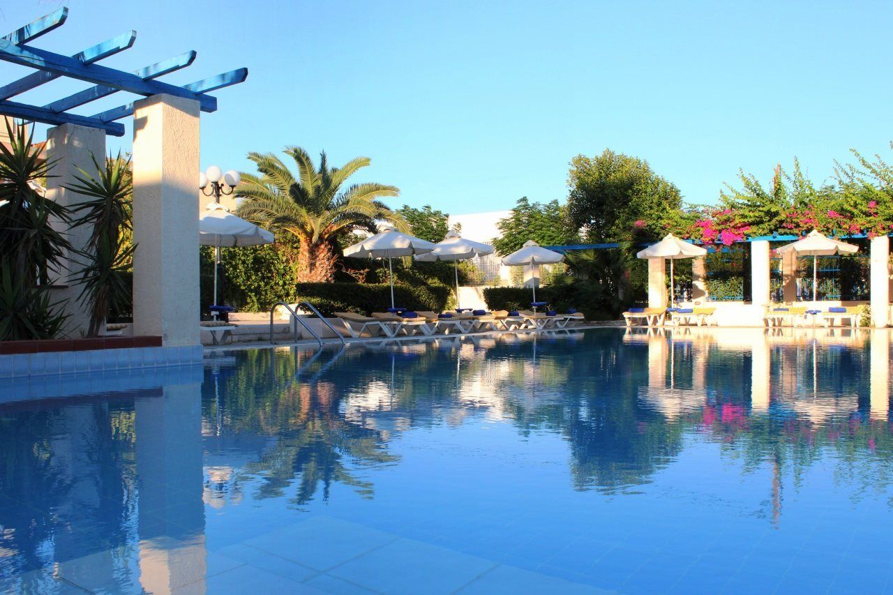 Aparthotel Nissia Kamares 3*